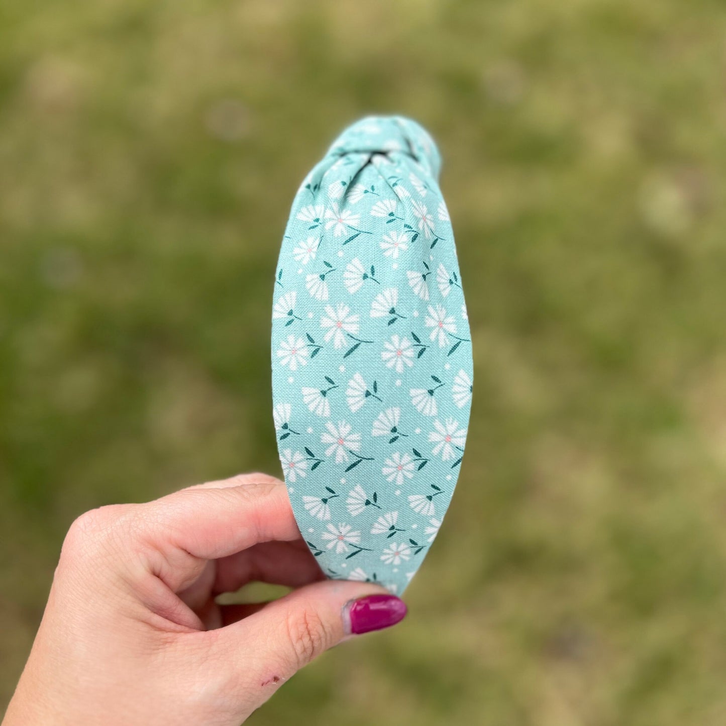 Dainty Daisy Floral Headband