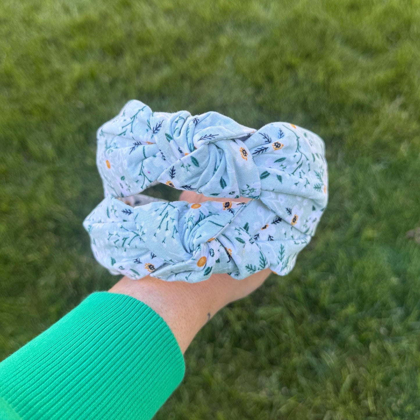 White Daisy Floral Headband