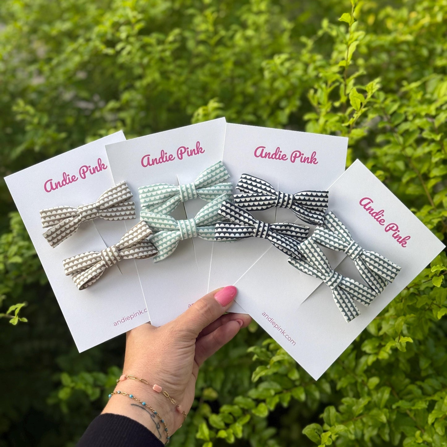 Neutral Bows for Toddlers