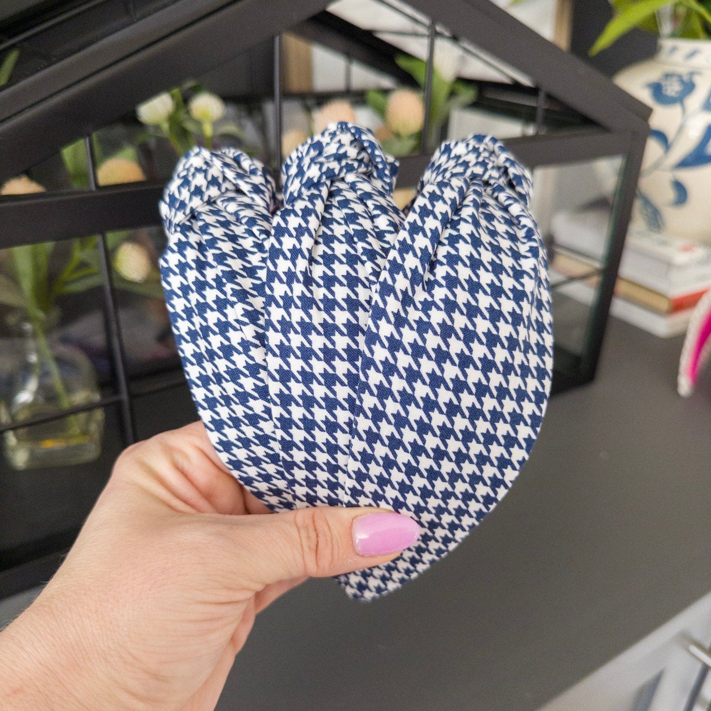 Houndstooth - Beige & Navy