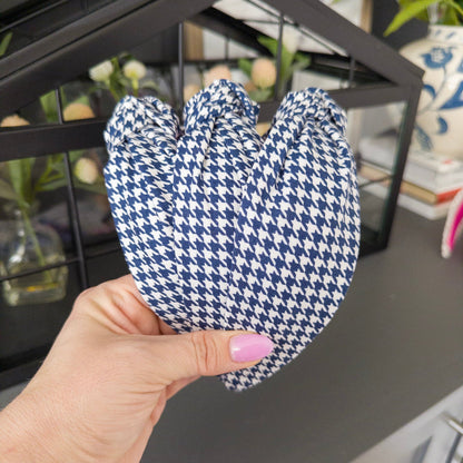 Houndstooth - Beige & Navy