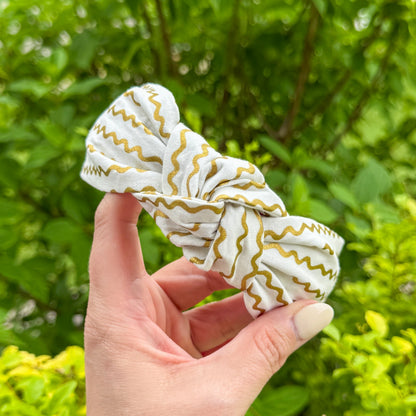 Cream and Gold Wavy Lines Headband