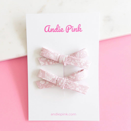 Pink & White Floral Bows
